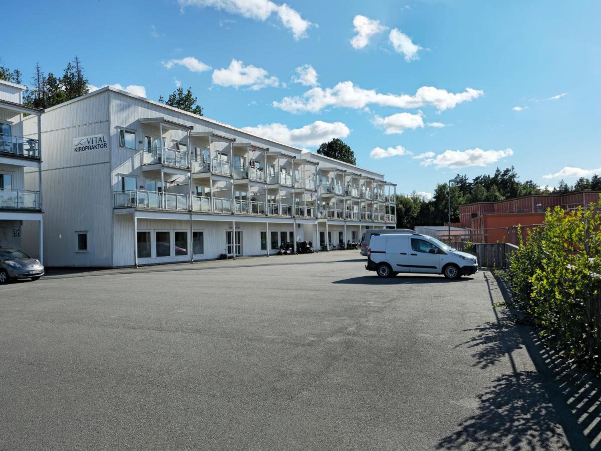 Moldfaret 19M Aparthotel Arendal Bagian luar foto